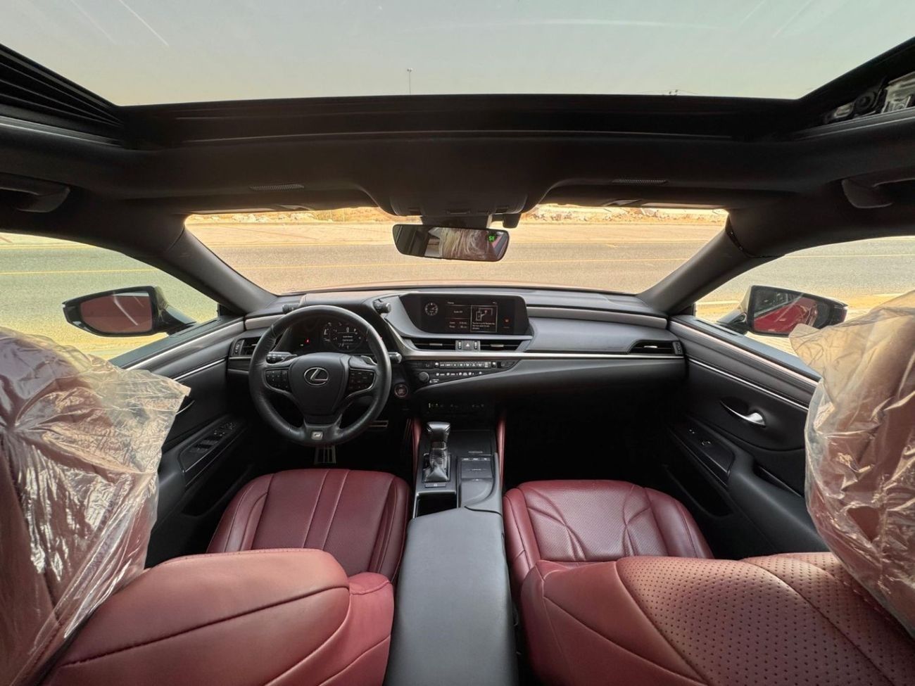 لكزس ES 350 F-SPORT / V6 3.5L / RADAR / ROAD ASSIST / WIRELESS CHARGER / DRIVE MODES S, S+