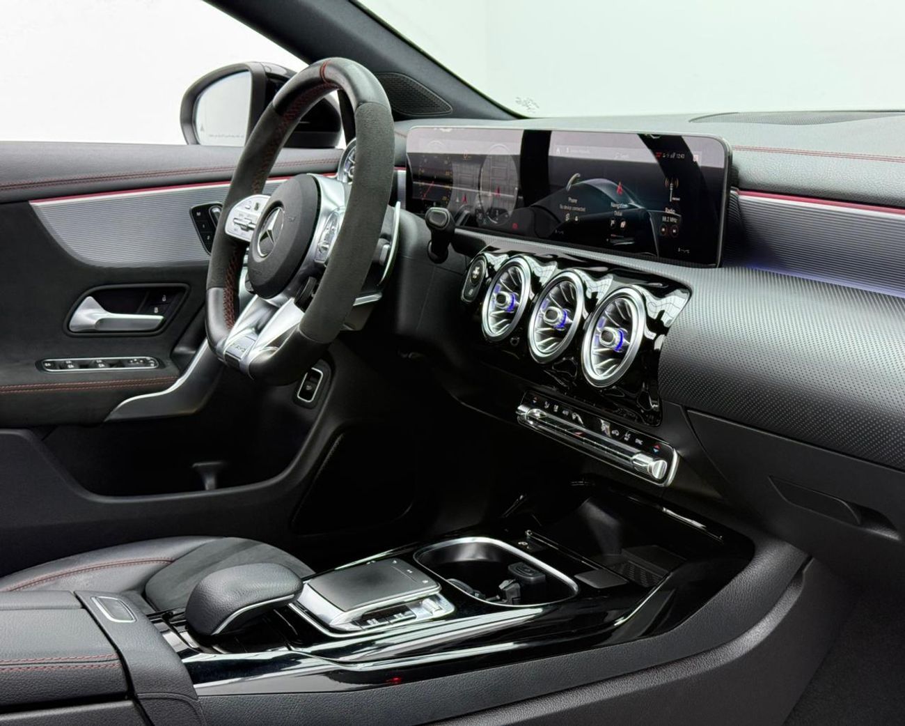 Mercedes-Benz CLA 35 AMG 2020 Mercedes Benz CLA35 AMG 4MATIC, 2027 Mercedes Service Pack, Full MB Service History, GCC