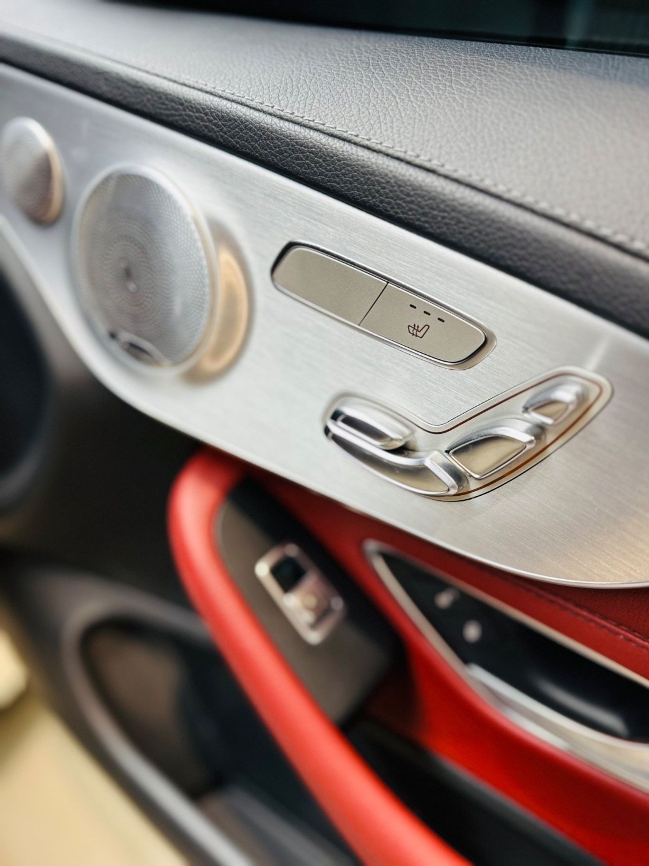 مرسيدس بنز C 300 كوبيه