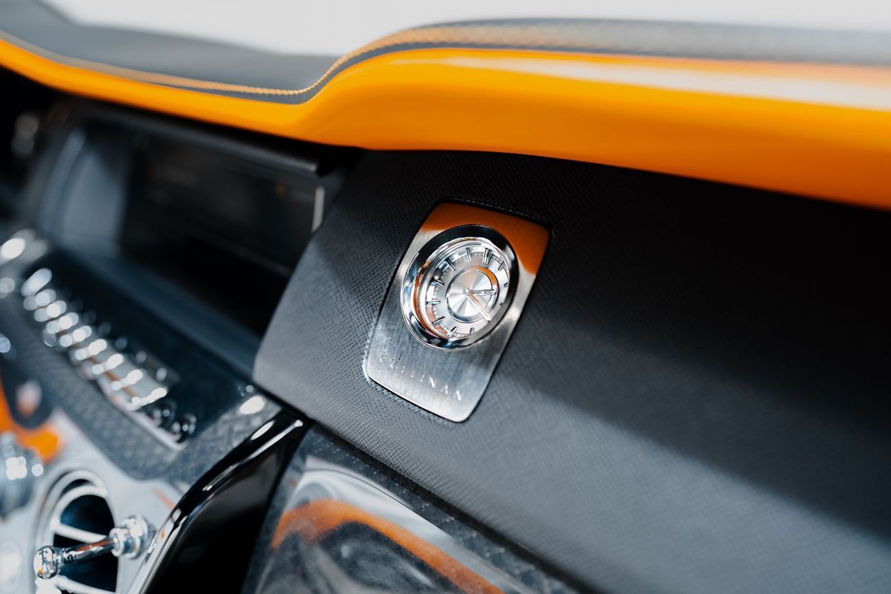 Rolls-Royce Cullinan CULLINAN BLACK BADGE | TAILGATE SEATS | PANORAMIC GLASS SUNROOF | TWO TONE INTERIOR | BESPOKE AUDIO