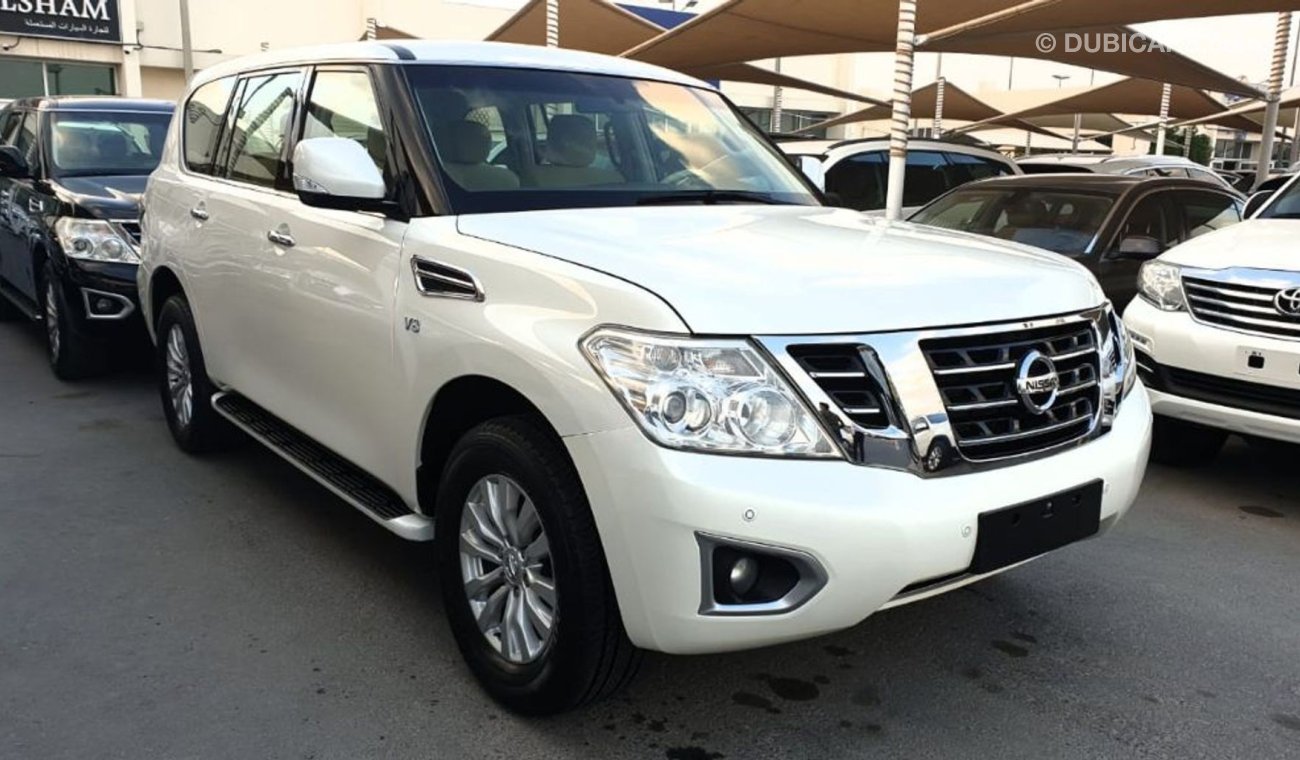 Nissan Patrol Nissan Patrol 2014 engine Small SE320 Gcc original paint