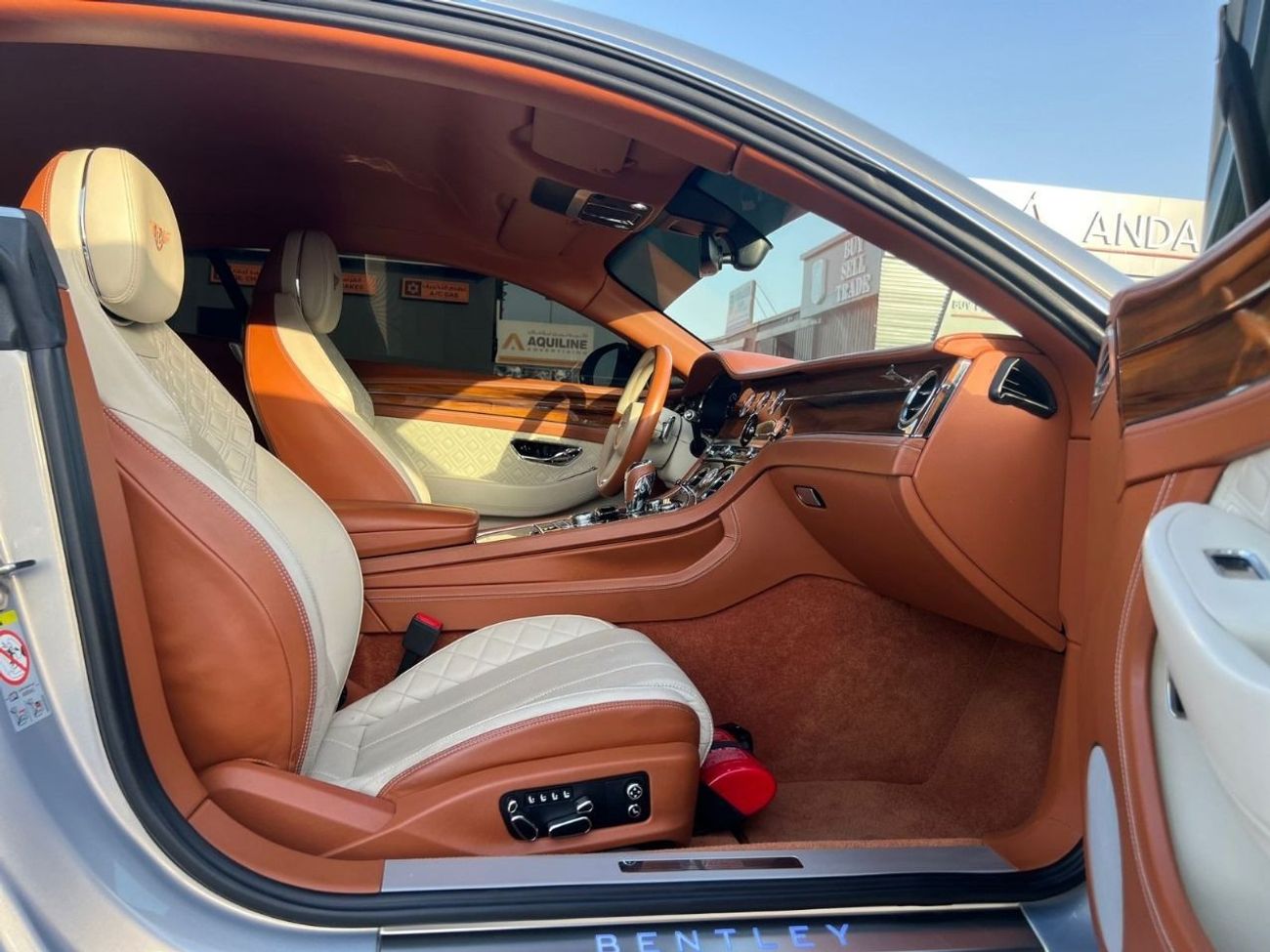 Bentley Continental GT BENTLEY CONTINENTAL GT 2019 | GCC | PREMIUM BICOLOR INTERIOR | AVAILABLE ON ZERO DOWN PAYMENT