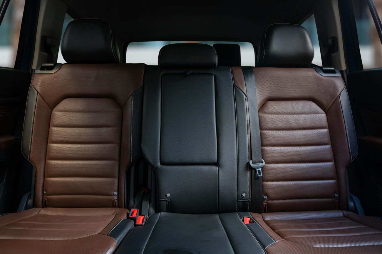 فولكس واجن تيرامونت Teramont R-Line | 2,840 P.M | 0% Downpayment | Teramont R-Line | Volkswagen Warranty!