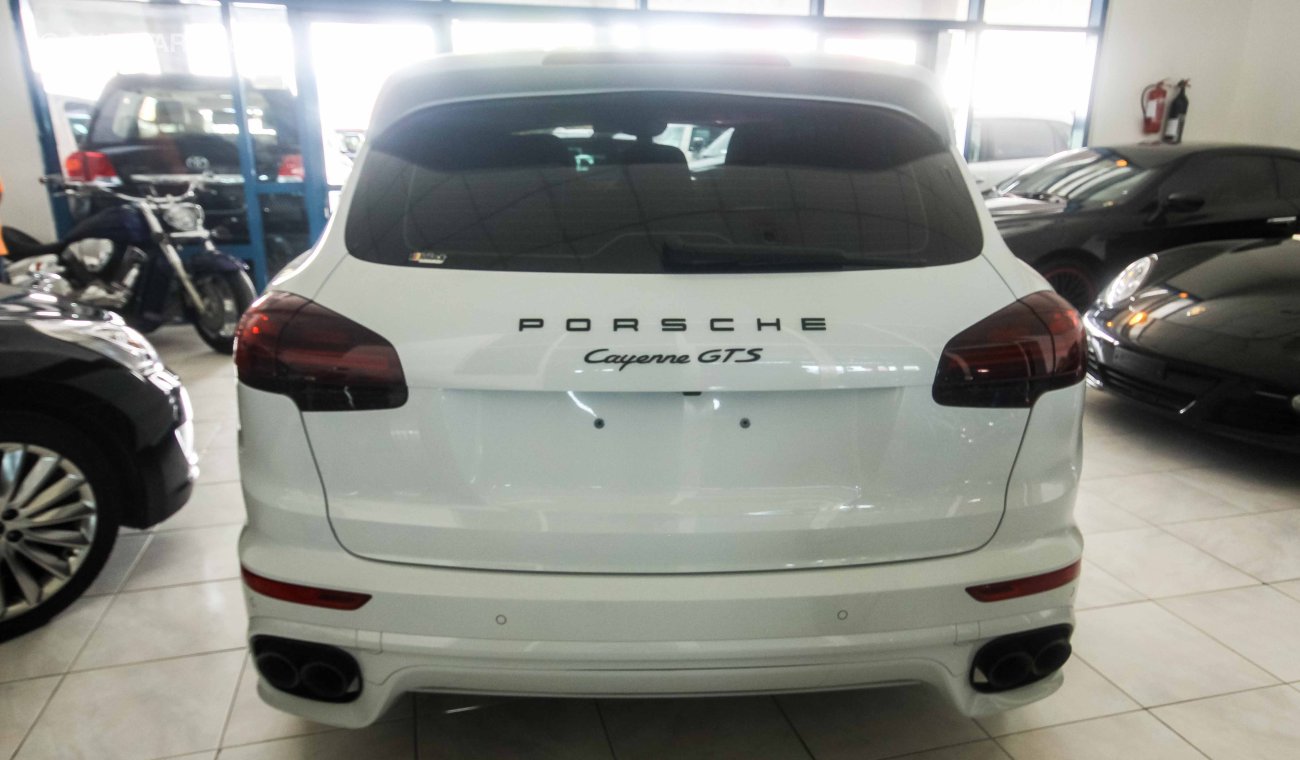 Porsche Cayenne GTS