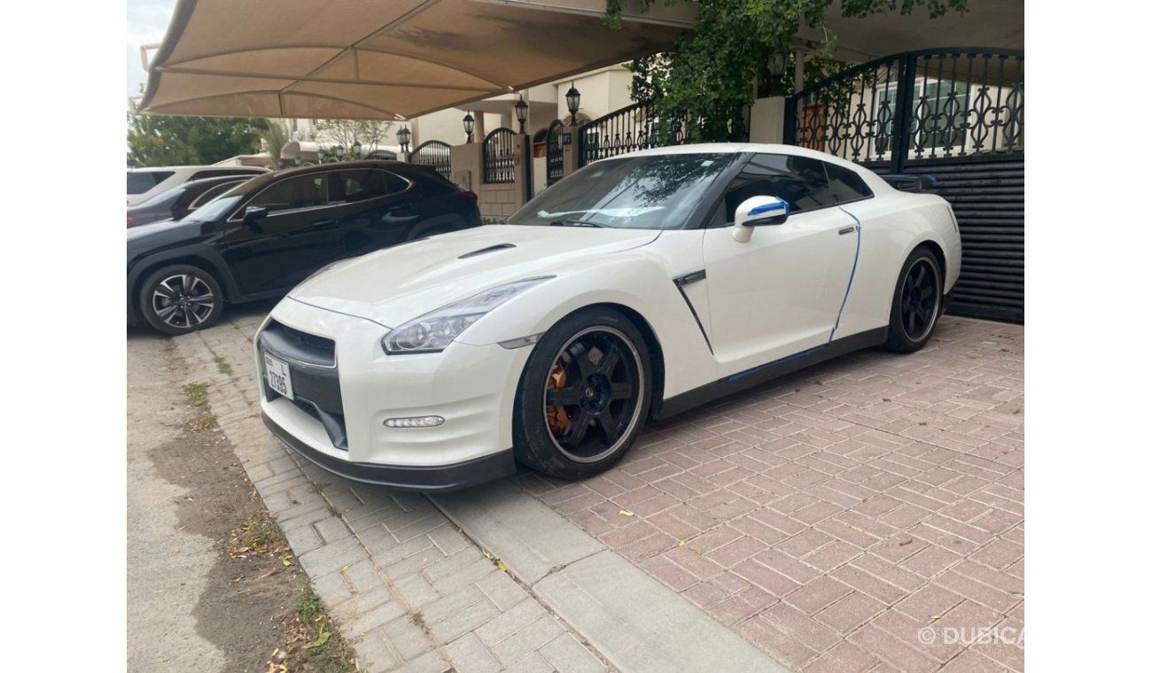 نيسان GT-R Track Pack 1 of 150 ever built