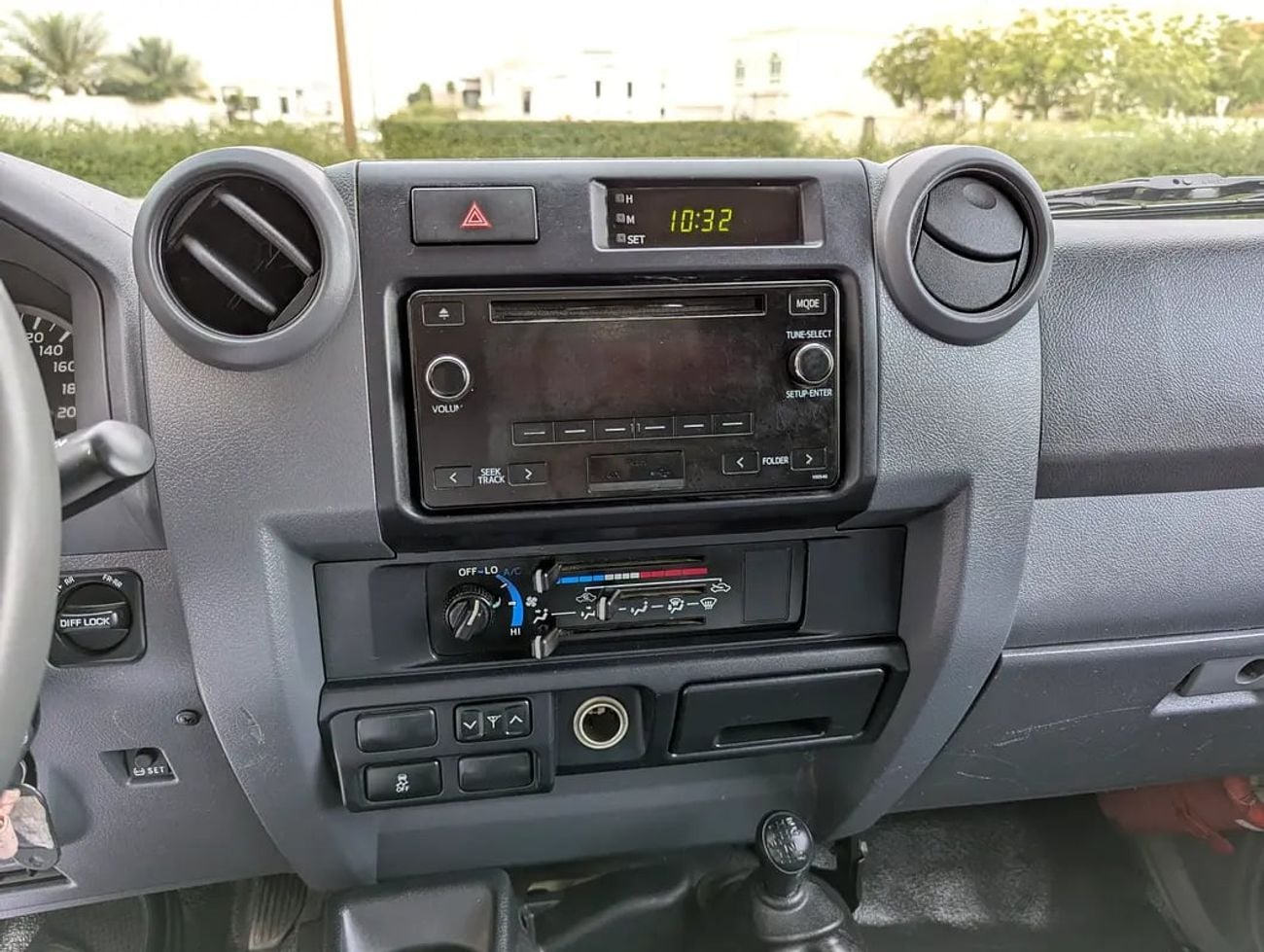 تويوتا لاند كروزر 70 LC79 LX