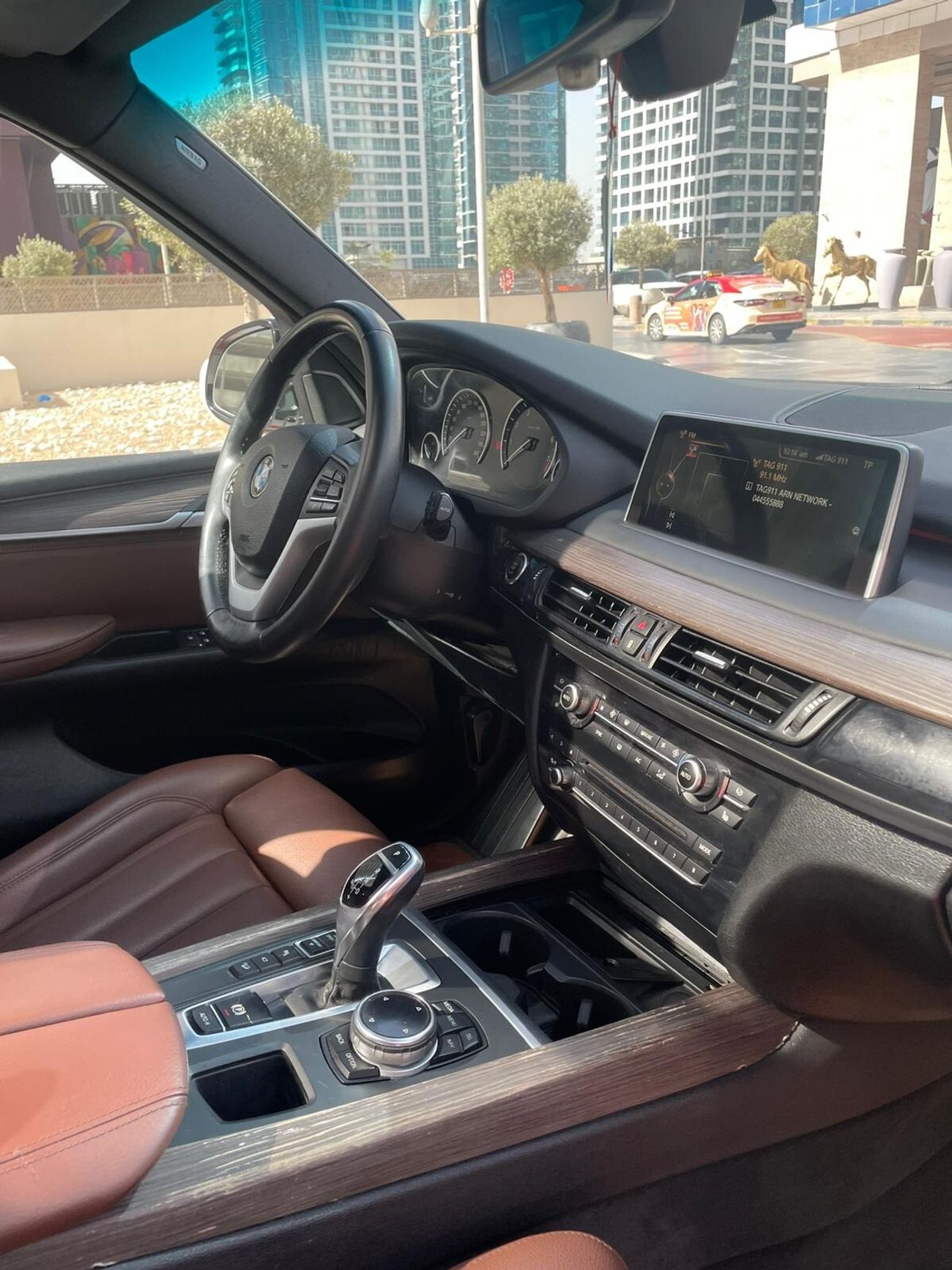 بي أم دبليو X5 50i Exclusive 4.4L (5 Seater)