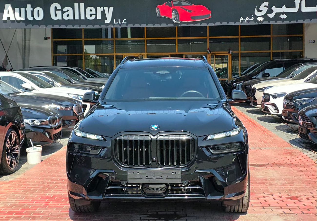 BMW X7 xDrive40i Luxury M Sport Package 3.0L xDrive 40i M Sport 5 years Warranty & Service 2025 GCC