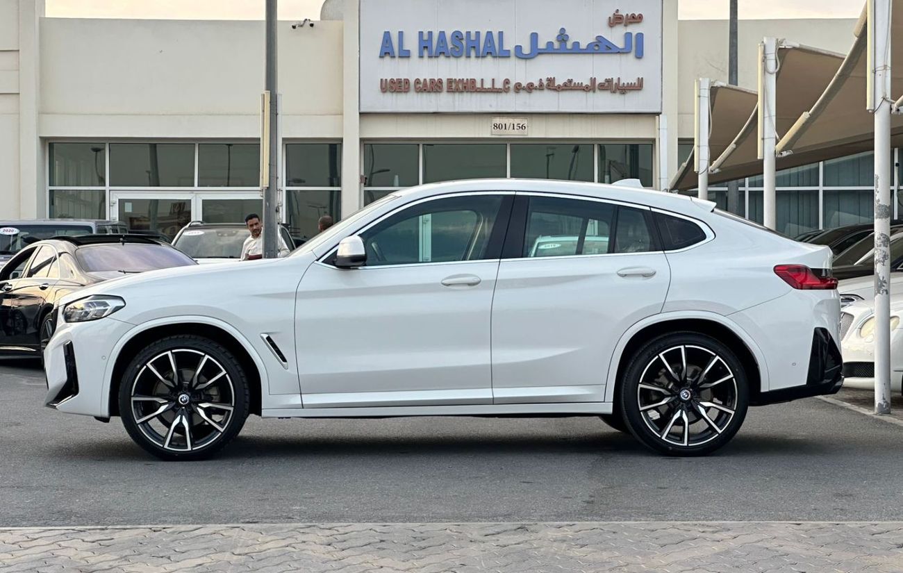 بي أم دبليو X4 BMW X4 TWIN POWER TURBO _Korean_2022_Excellent Condition _Full option