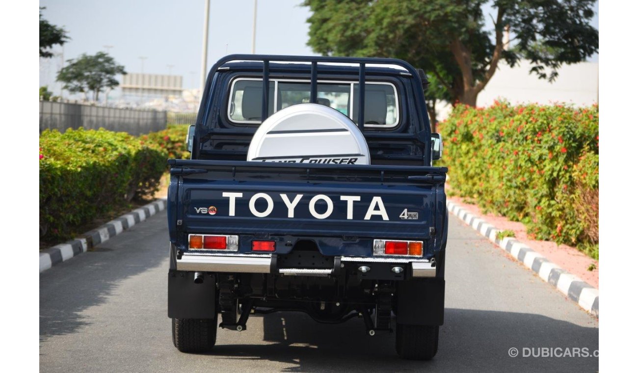 Toyota Land Cruiser Pick Up 79 DOUBLE CAB LIMITED LX V8 4.5L TURBO DIESEL 5 SEAT  MANUAL TRANSMISSION