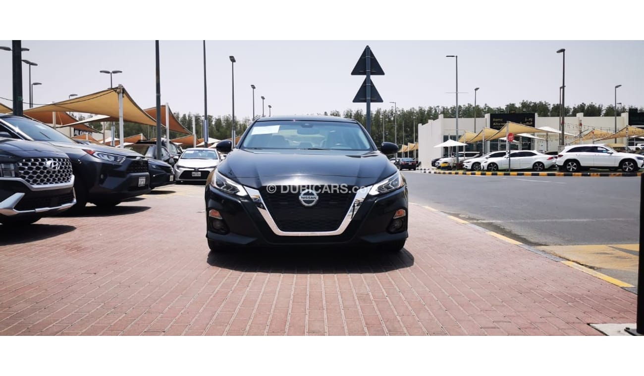 نيسان ألتيما SV