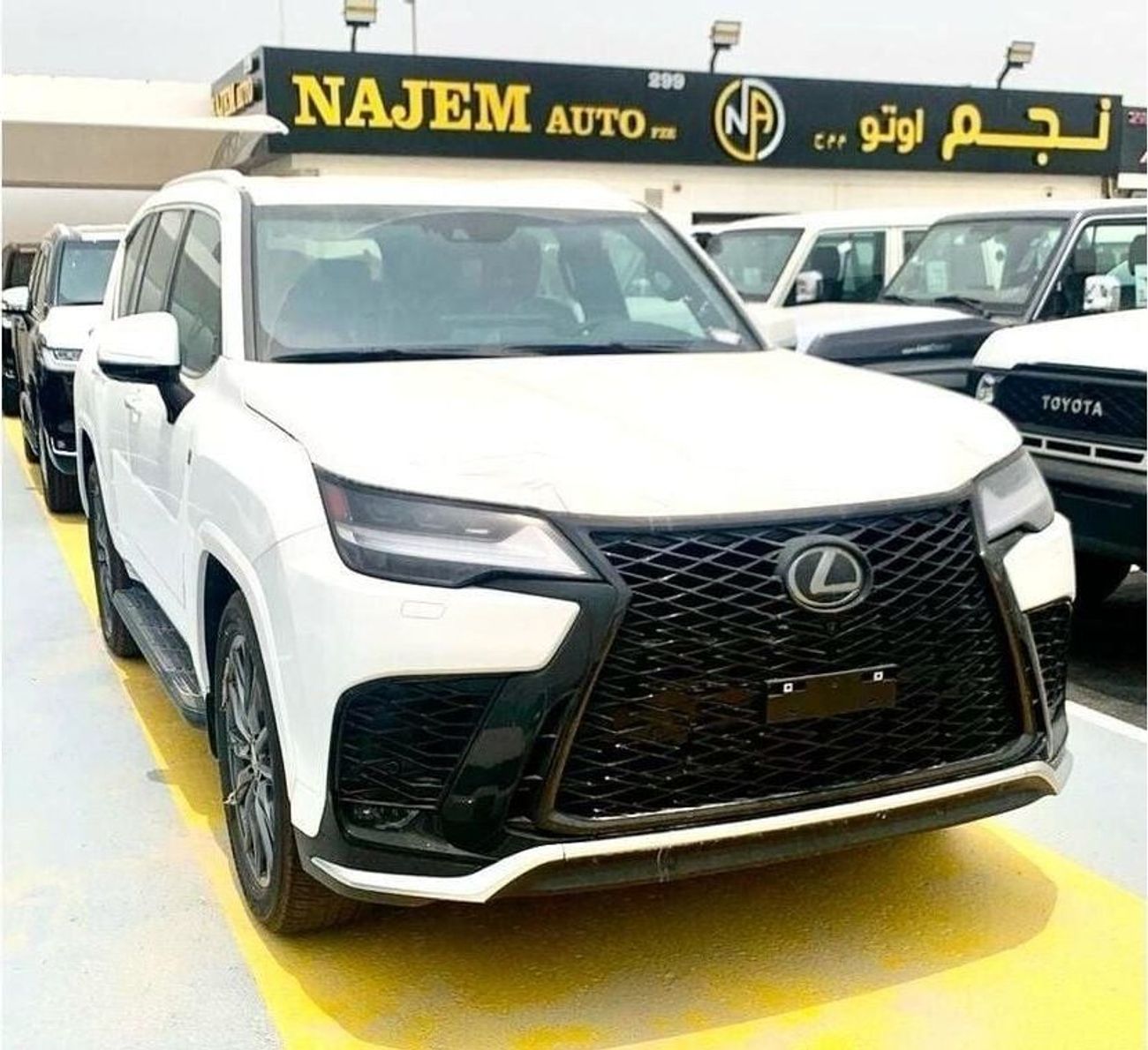 Lexus LX 600 F-Sport Base 3.5L