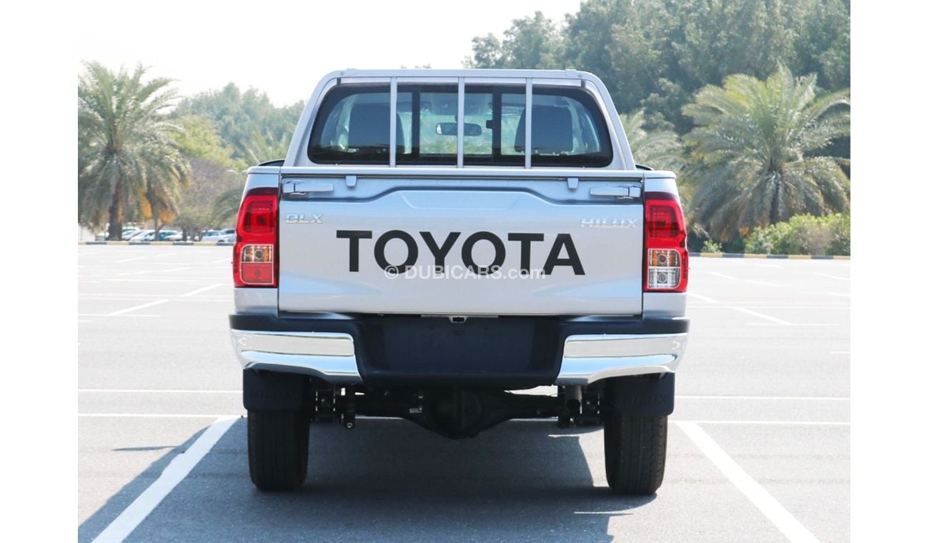 تويوتا هيلوكس 2022 | DLX 2.4L BASIC D/C 4X4  A/T WITH POWER WINDOWS FABRIC SEATS AND GCC SPECS - EXPORT ONLY