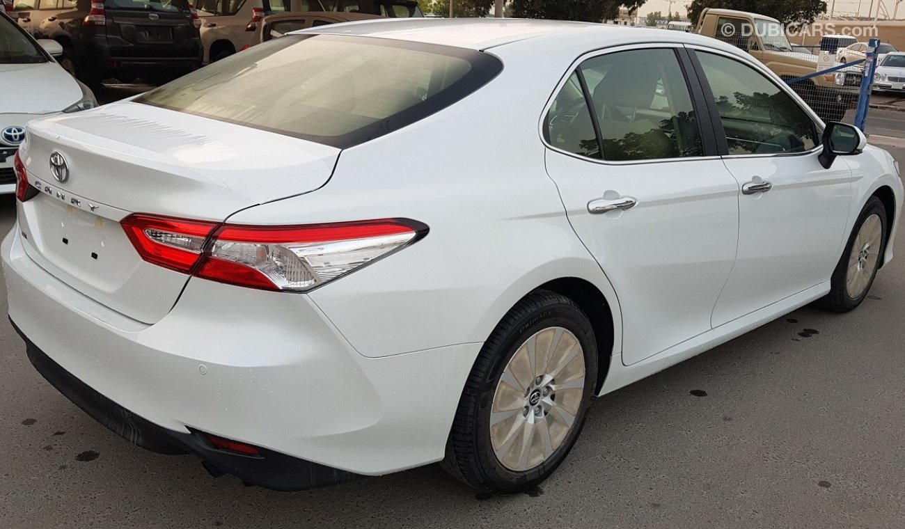 Toyota Camry 2.5 SE A/T