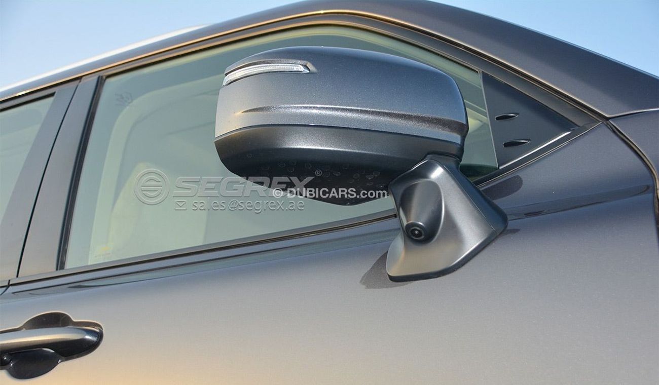 Toyota Land Cruiser LC300 3.3L DSL 4WD AT with rear differential lock, sunroof, 20R Alloy wheel, 360