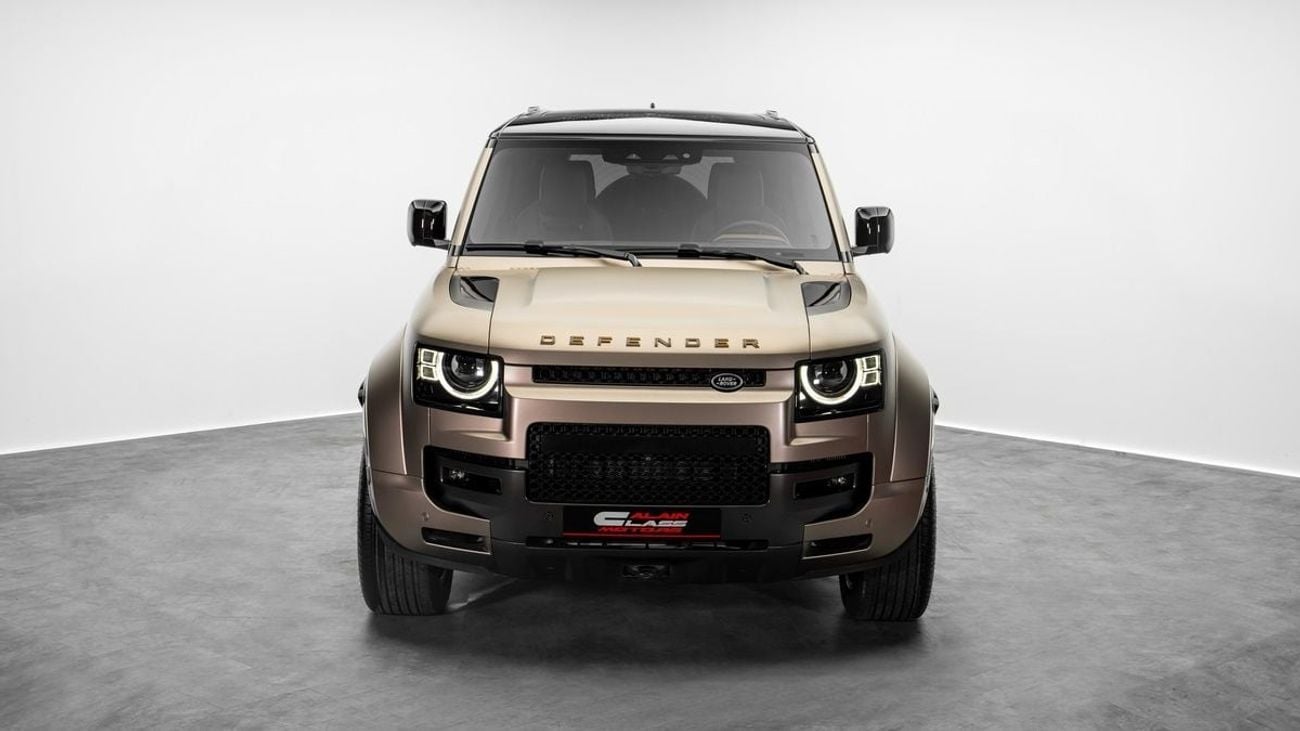 لاند روفر ديفندر OCTA - 2025 - Euro Specs - Under Warranty