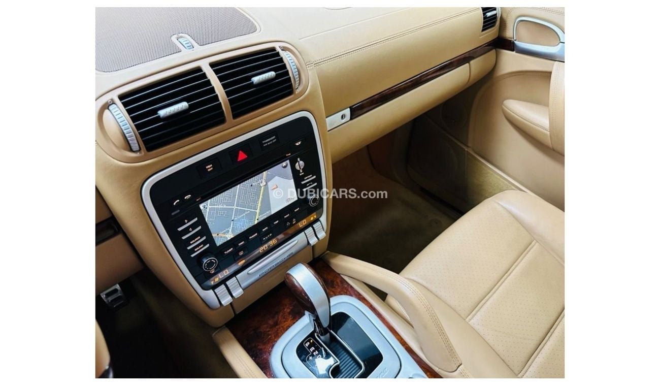 بورش كايان GCC .. FSH .. S .. Perfect Condition .. V8 .. Panoramic Roof .