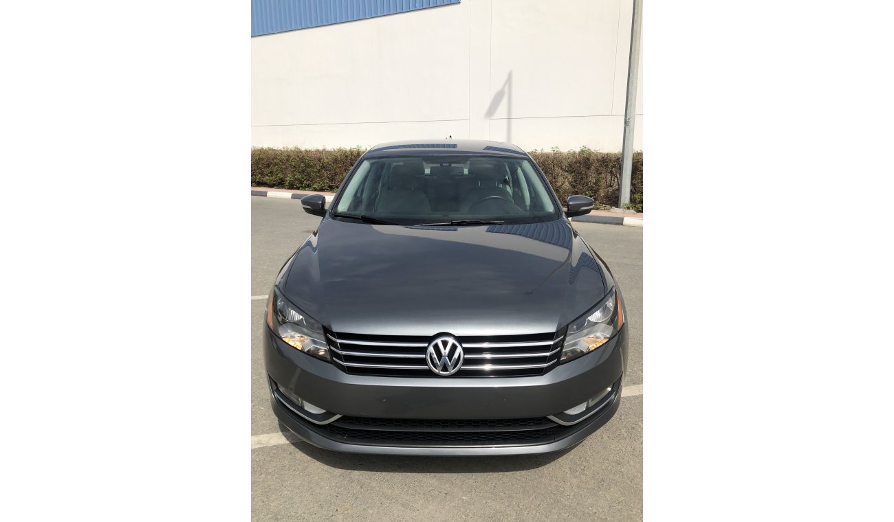 Volkswagen Passat SE 2.5