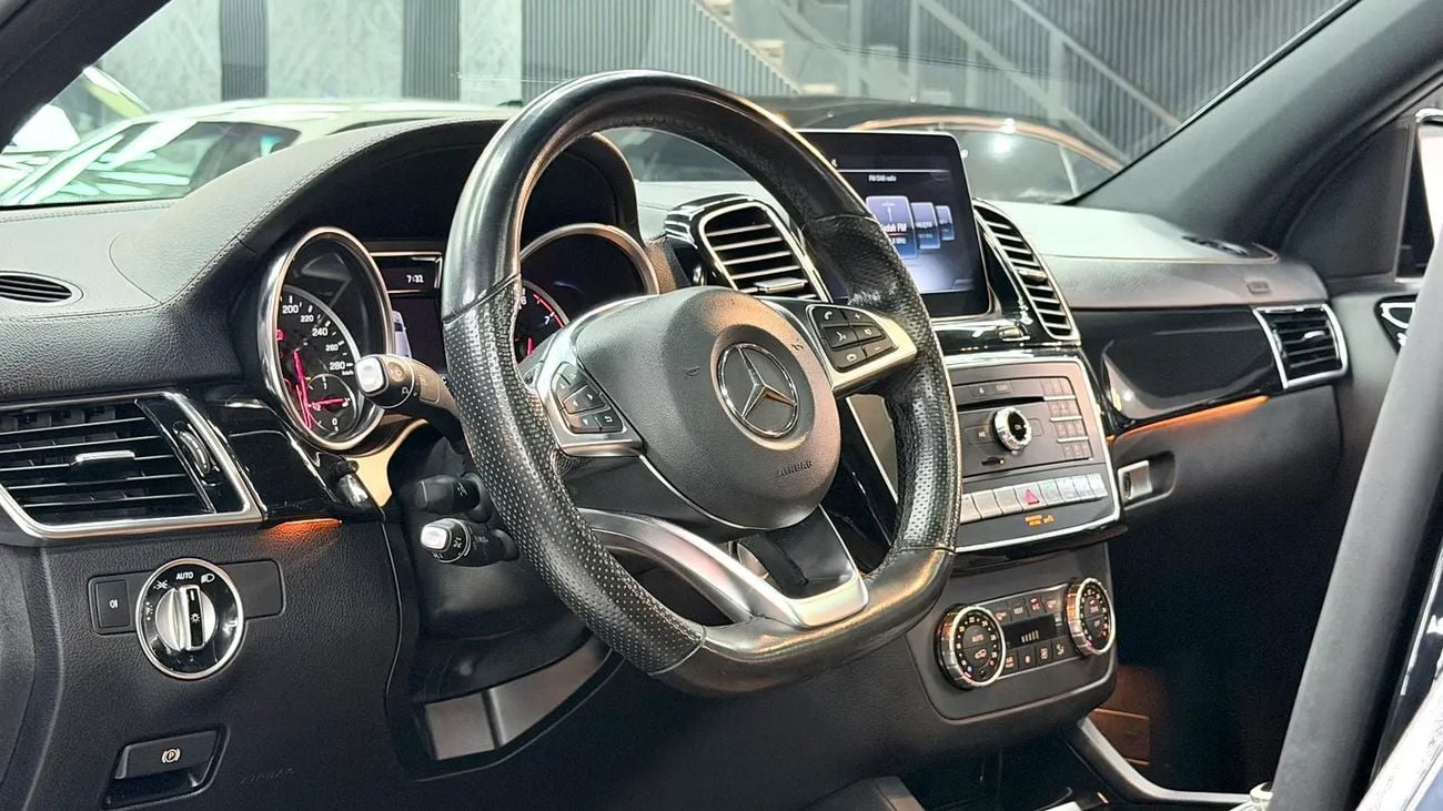 مرسيدس بنز GLE 43 AMG 4MATIC+ 3.0L