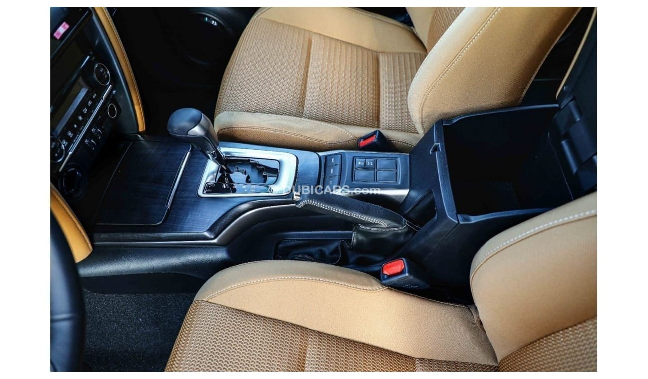 تويوتا فورتونر Get 2023 Toyota Fortuner 4X4 2.8 18'I AL - Platinum White inside Chamois