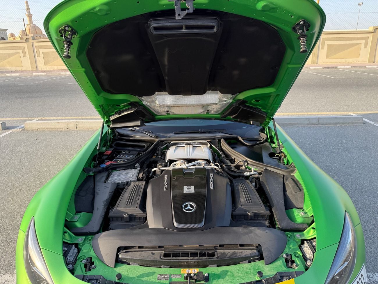 مرسيدس بنز AMG GTR