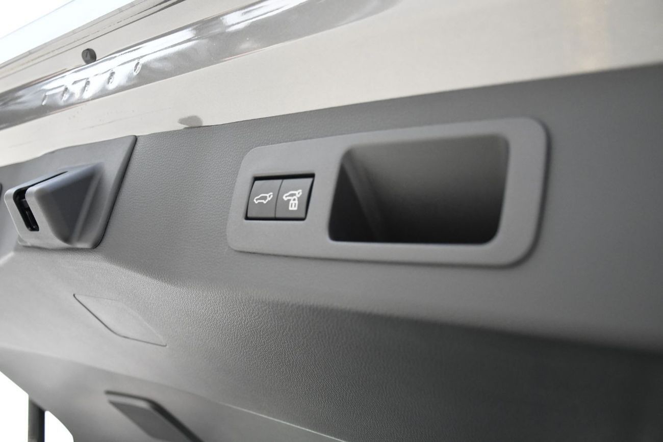 Lexus LX 600 TURBO SPORT 24/24 WITH MARK LEVINSON ( Ready Car )