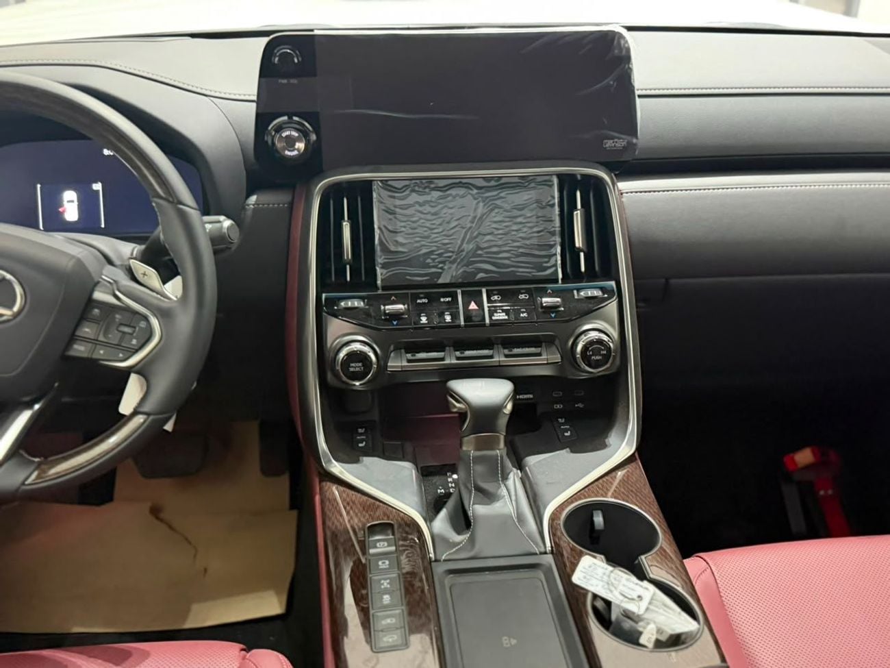 لكزس LX 600 SIGNATURE Lexus LX600 3.5L 2026 Turbo Sport Full option