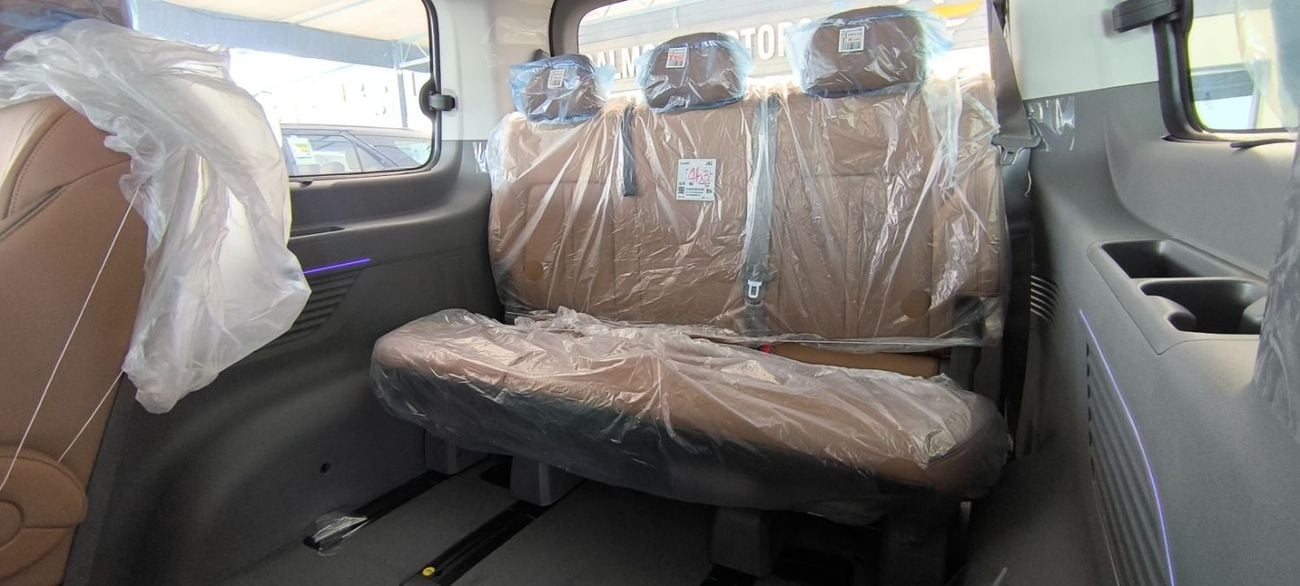 Hyundai Staria 3.5L Luxury (7 Seater)