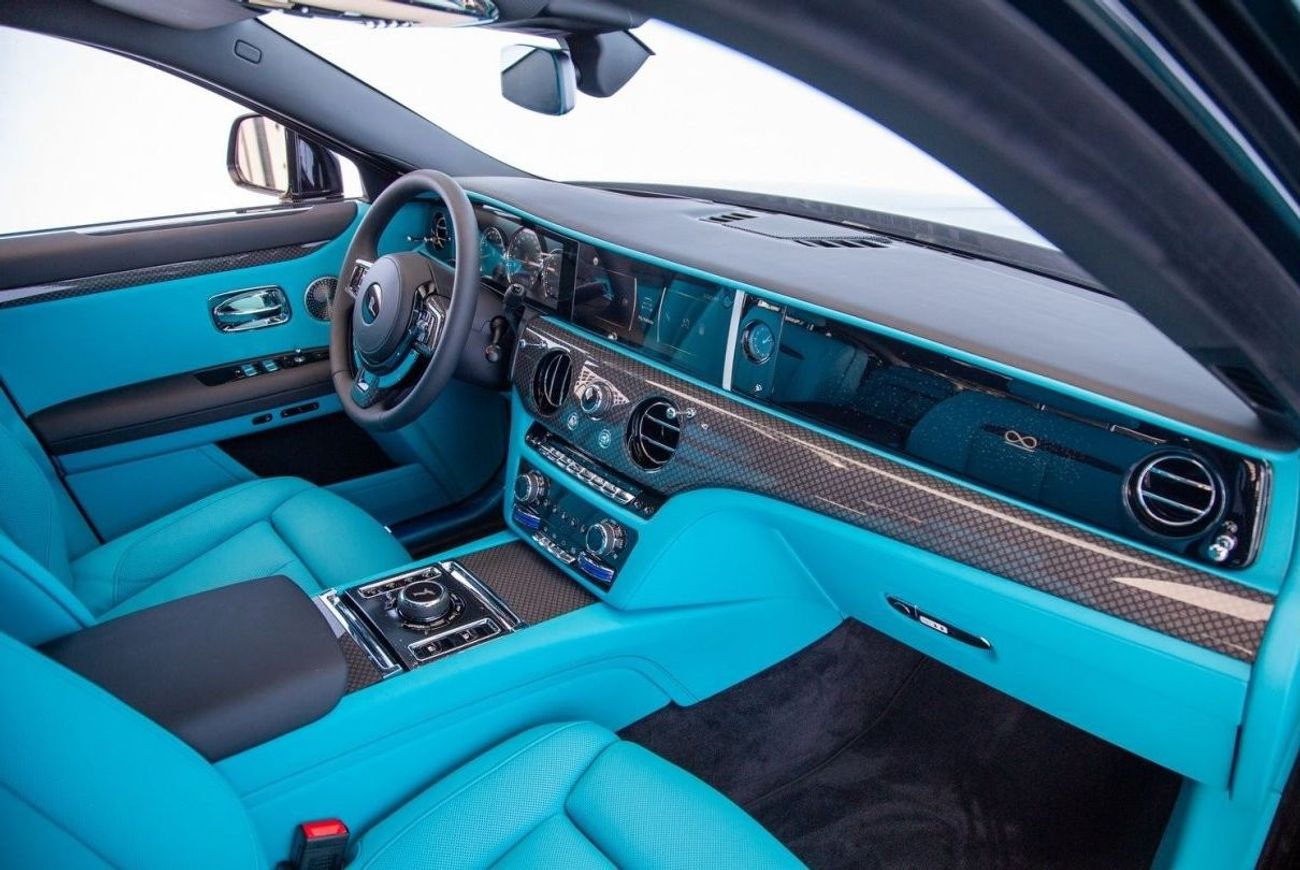 رولز رويس جوست BLACK BADGE