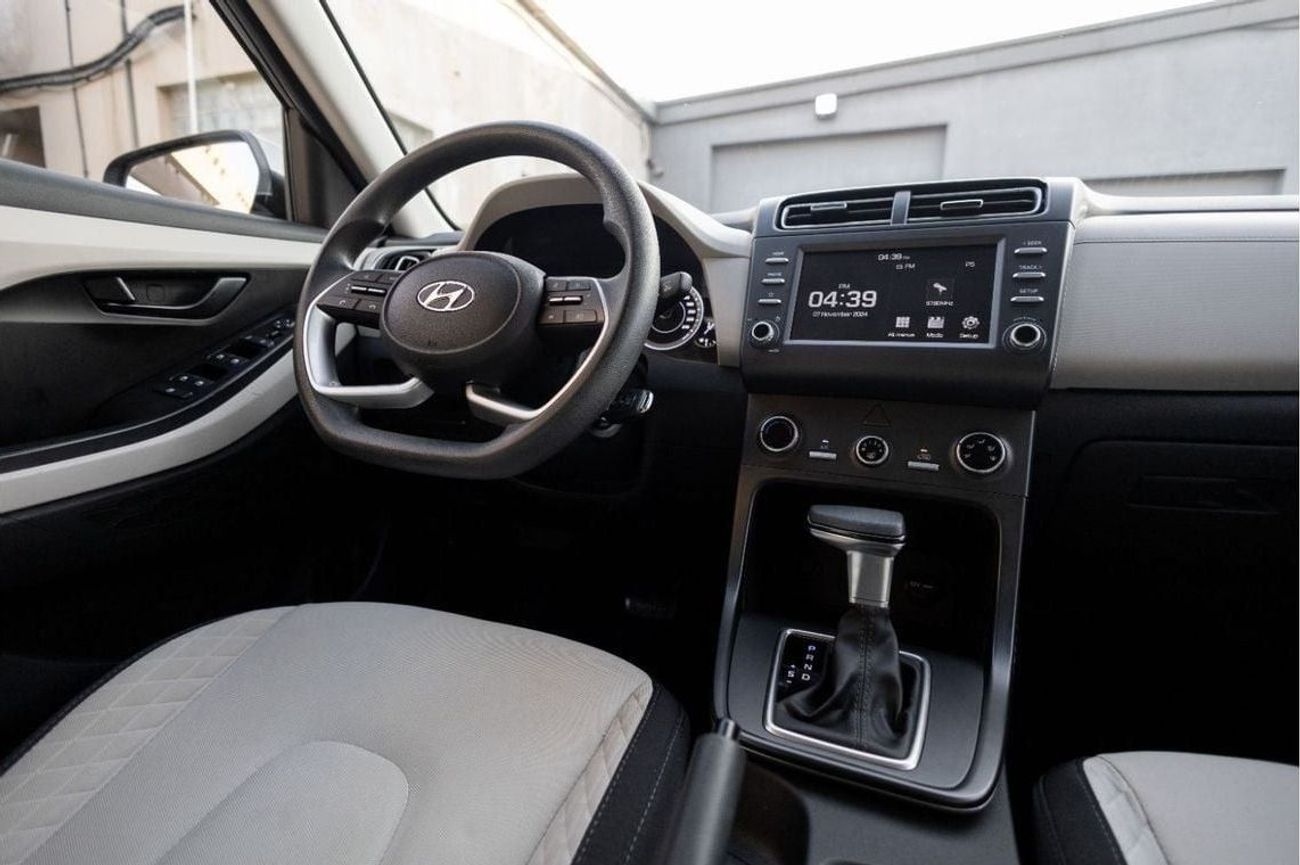 Hyundai Creta Std 1.5L Hyundai Creta 2022 GCC under Warranty with Flexible Down-Payment.