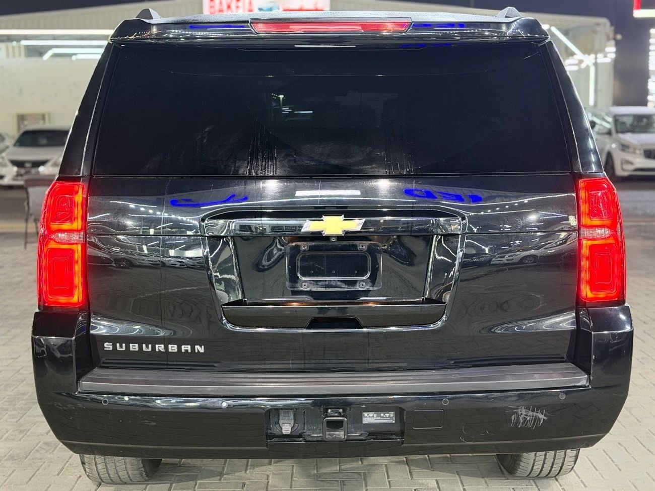 Chevrolet Suburban LT 5.3L 4WD