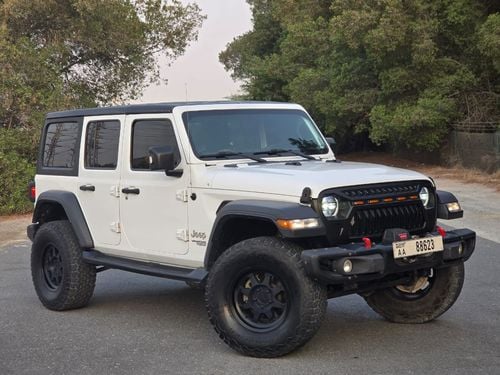 Jeep Wrangler Sport 3.6L A/T (5 Seater) JEEP WRANGLER 2018 GCC SPORT // GOOD CONDITION INSIDE OUT SIDE