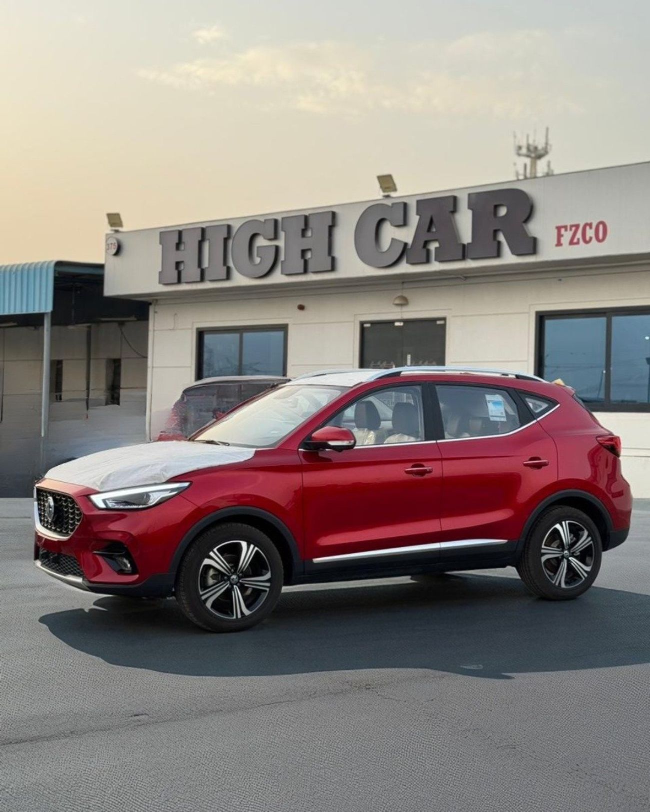 MG ZS MG ZS 1.5L (LUXURY) - 2025 MODEL RED COLOR