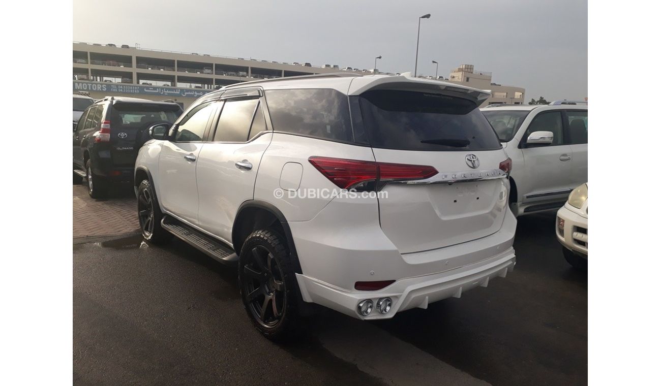 Toyota Fortuner DIESEL  RIGHT HAND DRIVE  FOR EXPORT ONLY