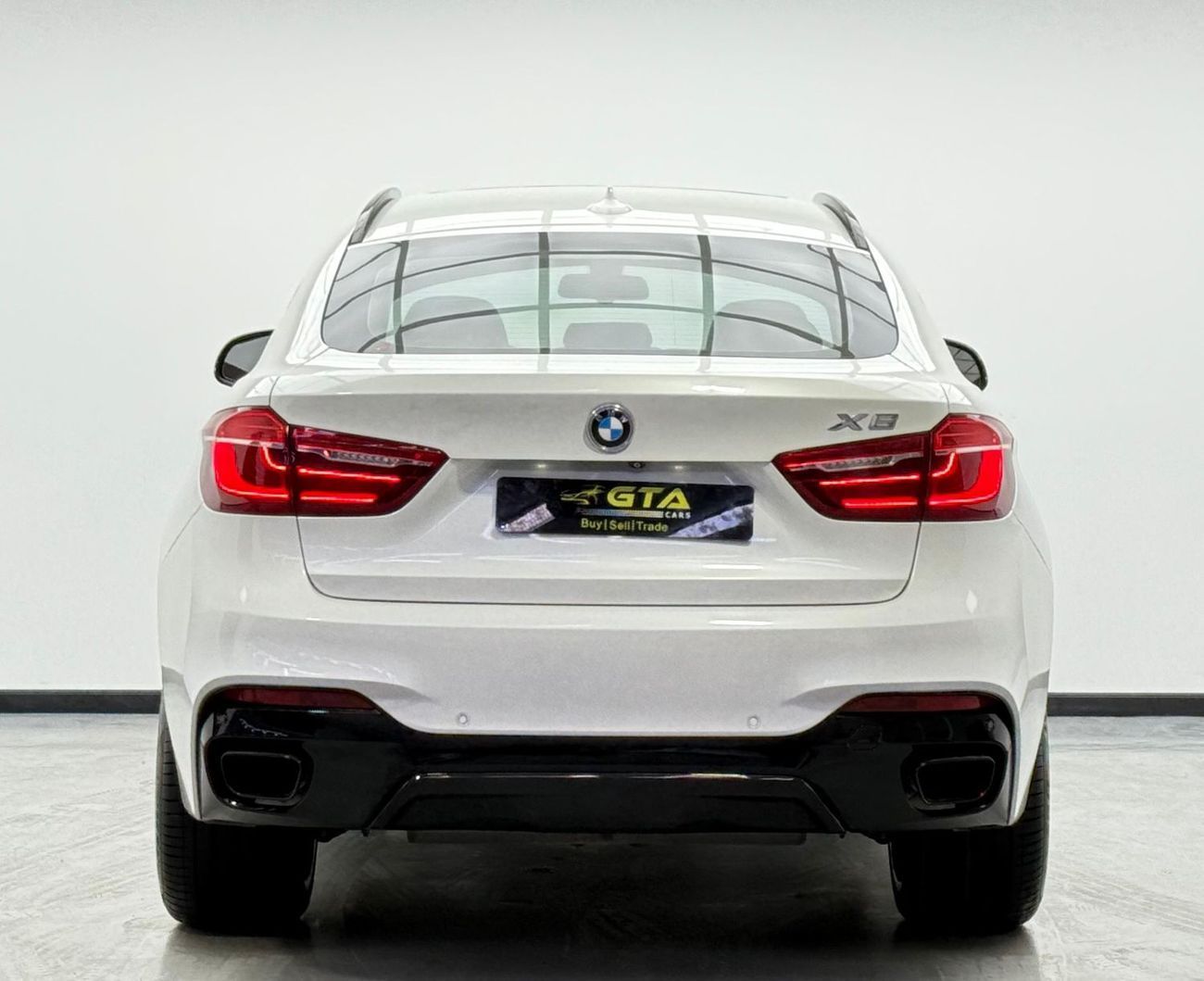 BMW X6 M50i 4.4L 2016 BMW X6 M50i, Full BMW Service History, Fully Loaded, Excellent Condition, GCC