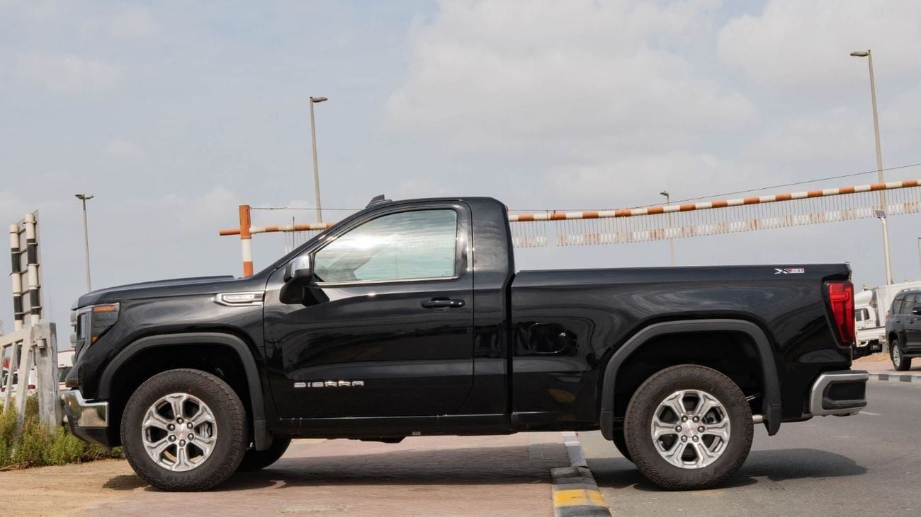 GMC Sierra 2026 GMC Sierra SLE V8 5.3L AT Petrol Single Cab (Black)