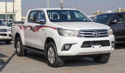 تويوتا هيلوكس GLX 2.7L Double Cab Utility A/T