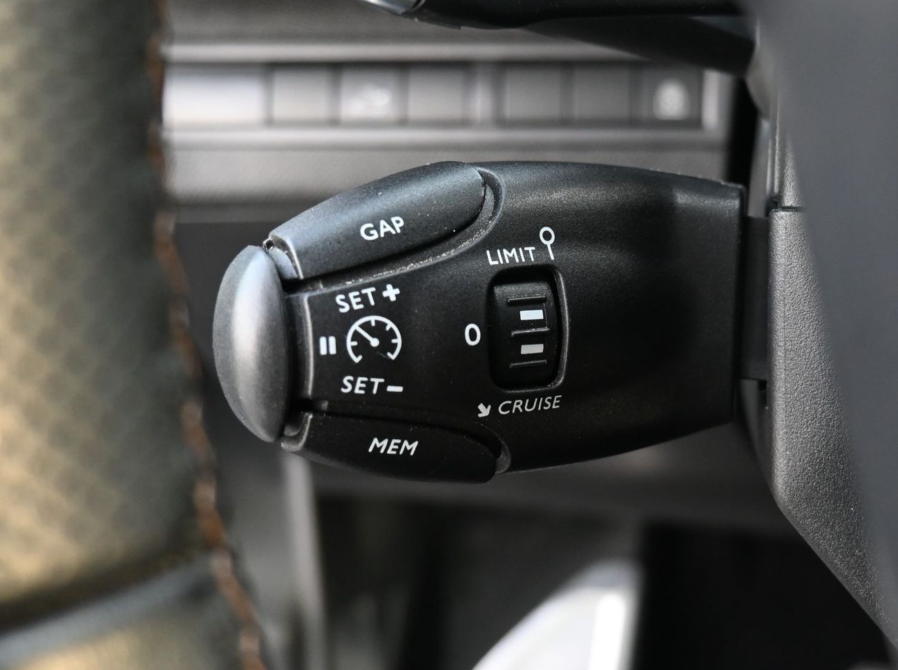 Peugeot 3008 peugeot 3008 gt line 2020 (GCC ) very good condition without accident original paint