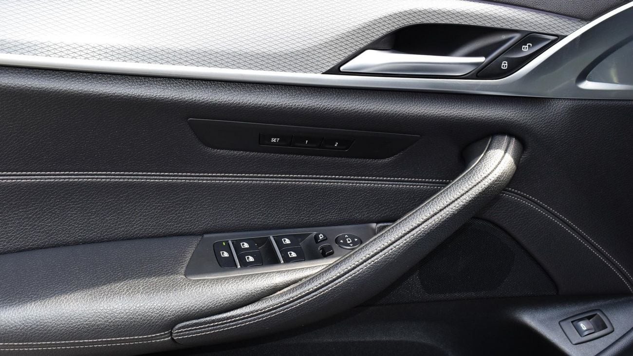 BMW 530i i With M kit