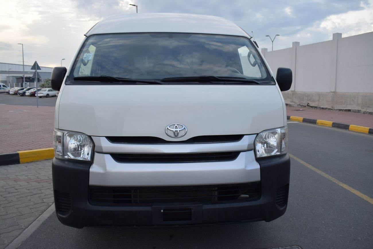 Toyota Hiace GLS - High Roof Toyota Hiace Highroof Van 2.7 Ltr, Model:2020. Excellent condition