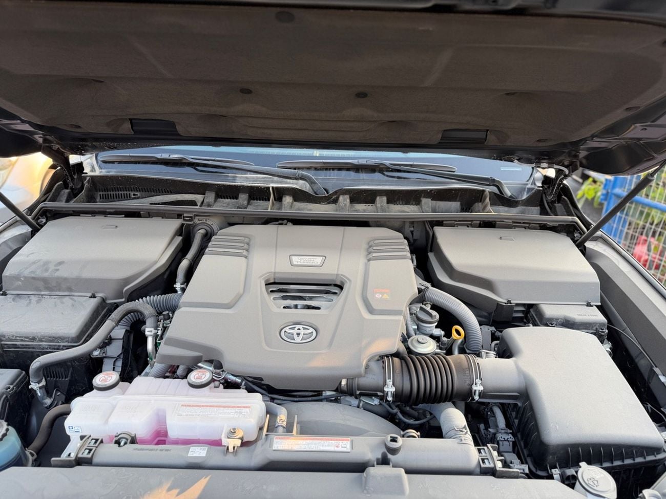 تويوتا لاند كروزر GXR 3.5L