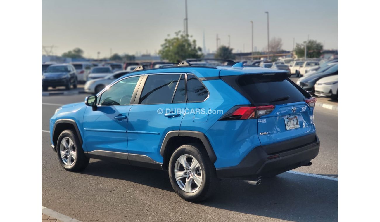Toyota RAV4 TOYOTA RAV4 XLE FULL OPTIONS 2020 MODEL CLEAN CAR