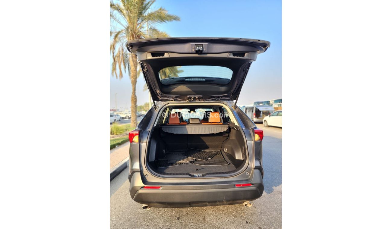 تويوتا راف ٤ Toyota Rav4 xle full option 2021