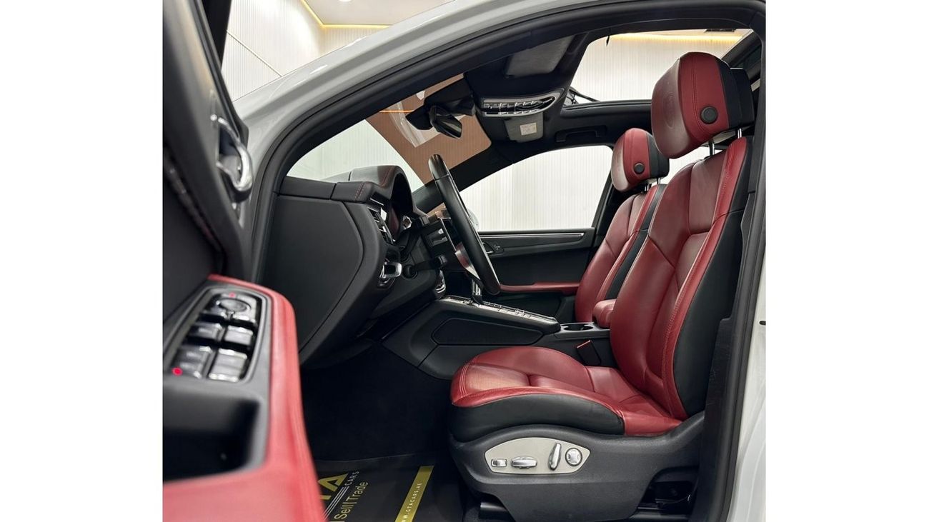 بورش ماكان std 2021 Porsche Macan, Warranty, Full Porsche Service History, Full Options, GCC