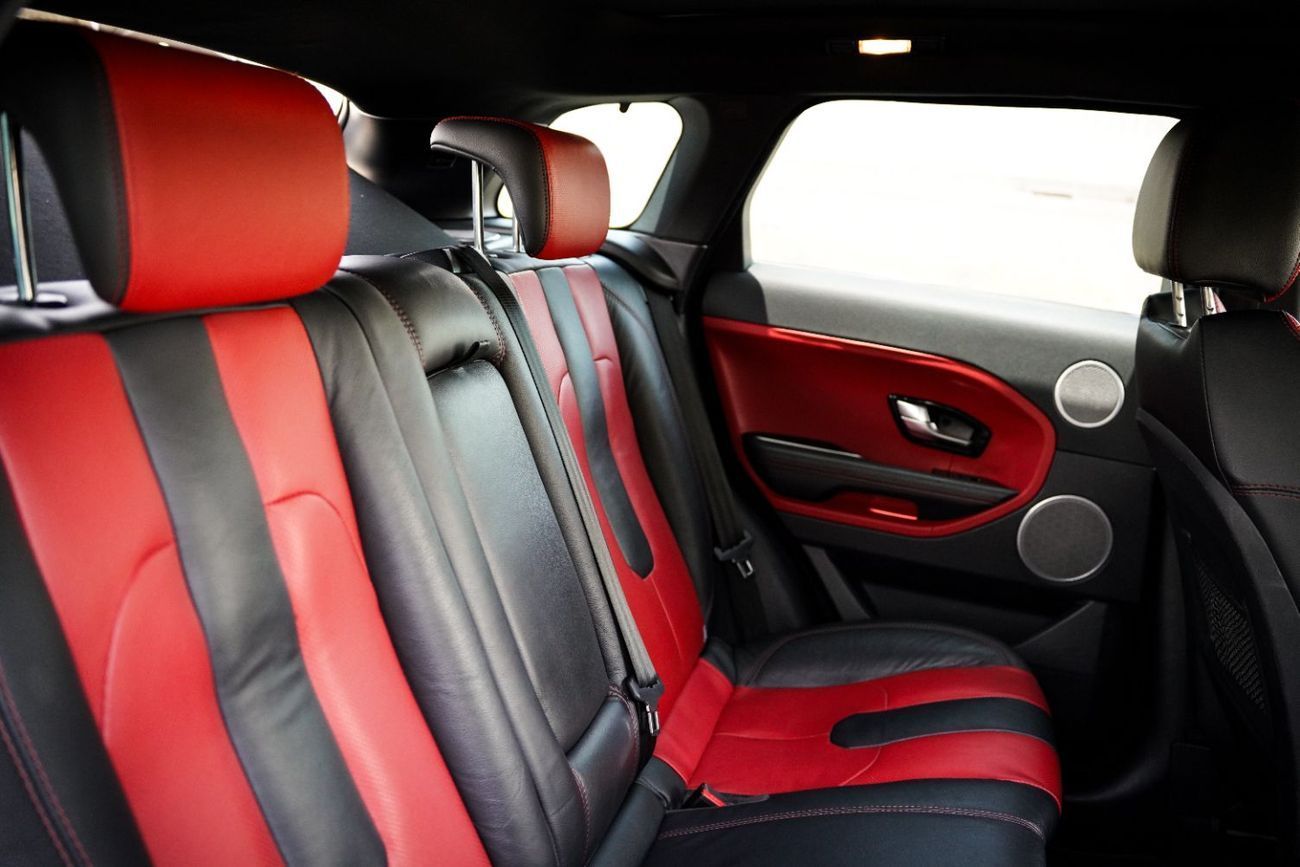 Land Rover Range Rover Evoque HSE Dynamic 2.0L (5 Door)