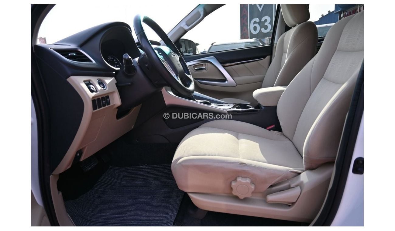 ميتسوبيشي مونتيرو ميتسوبيشي مونتيرو سبورت 3.0 لتر دفع رباعي 5 باب اللون الابيض الموديل: 2017