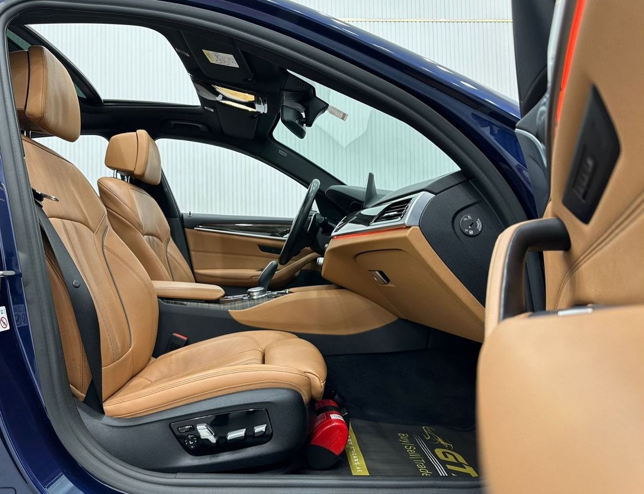 بي أم دبليو 530i Std