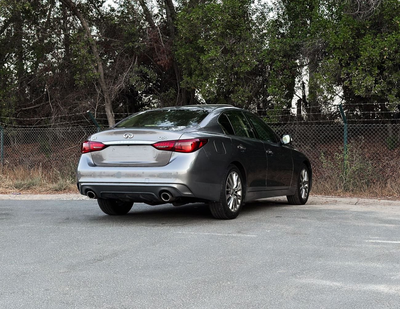 Infiniti Q50 LUXE