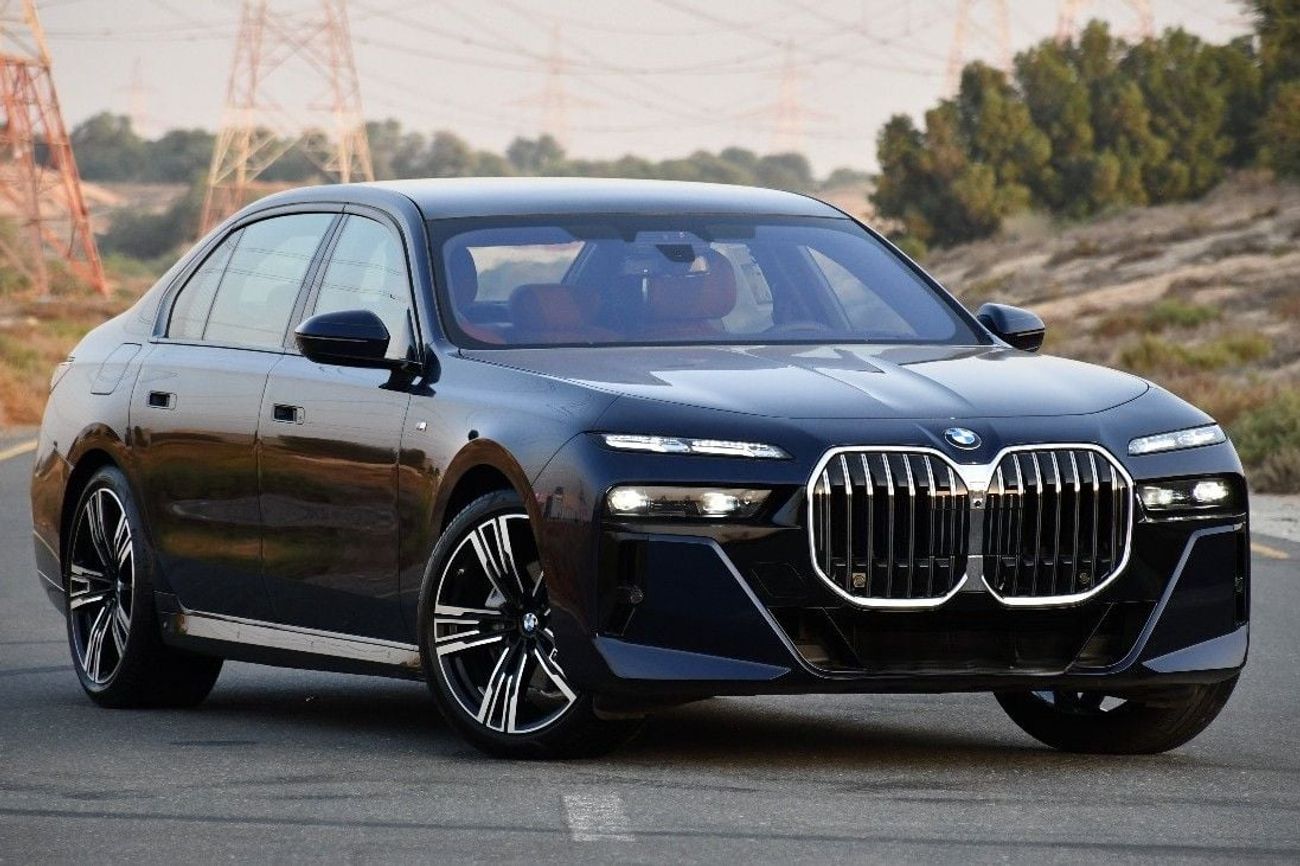 بي أم دبليو 735i BMW 735I  M KIT 2026  GCC