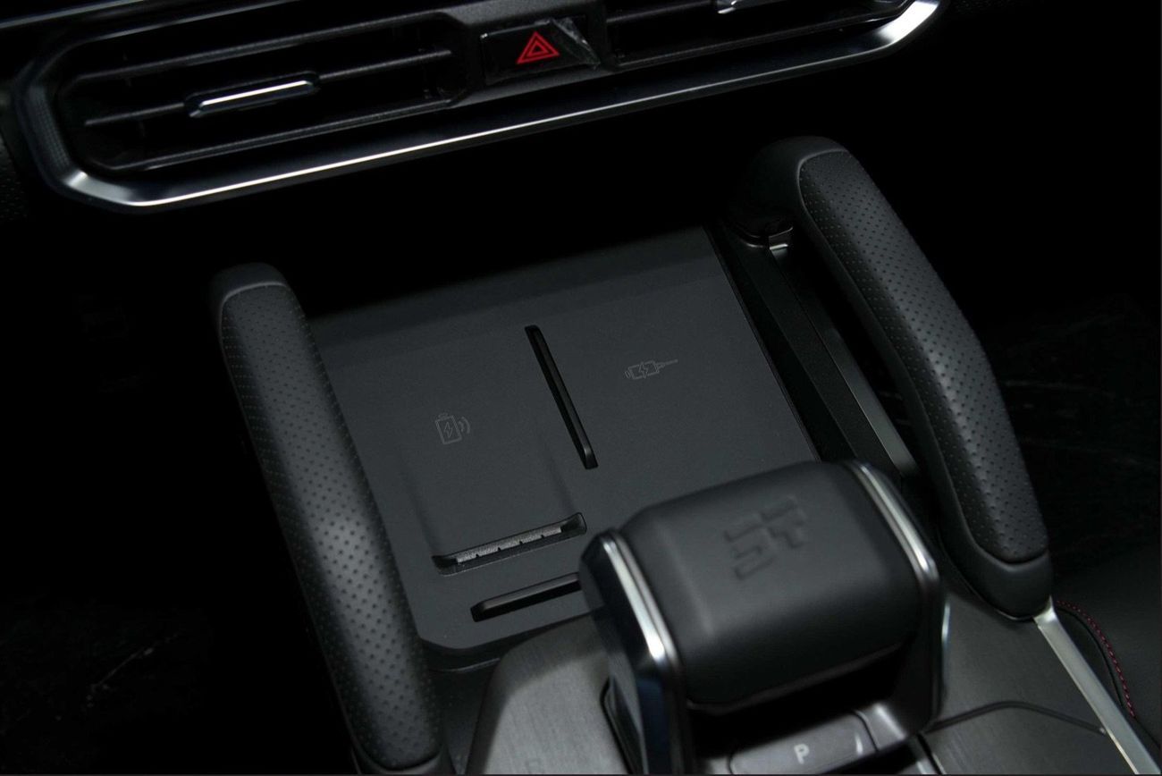 Jetour T2 Luxury 2.0L HI DCT A/T Petrol